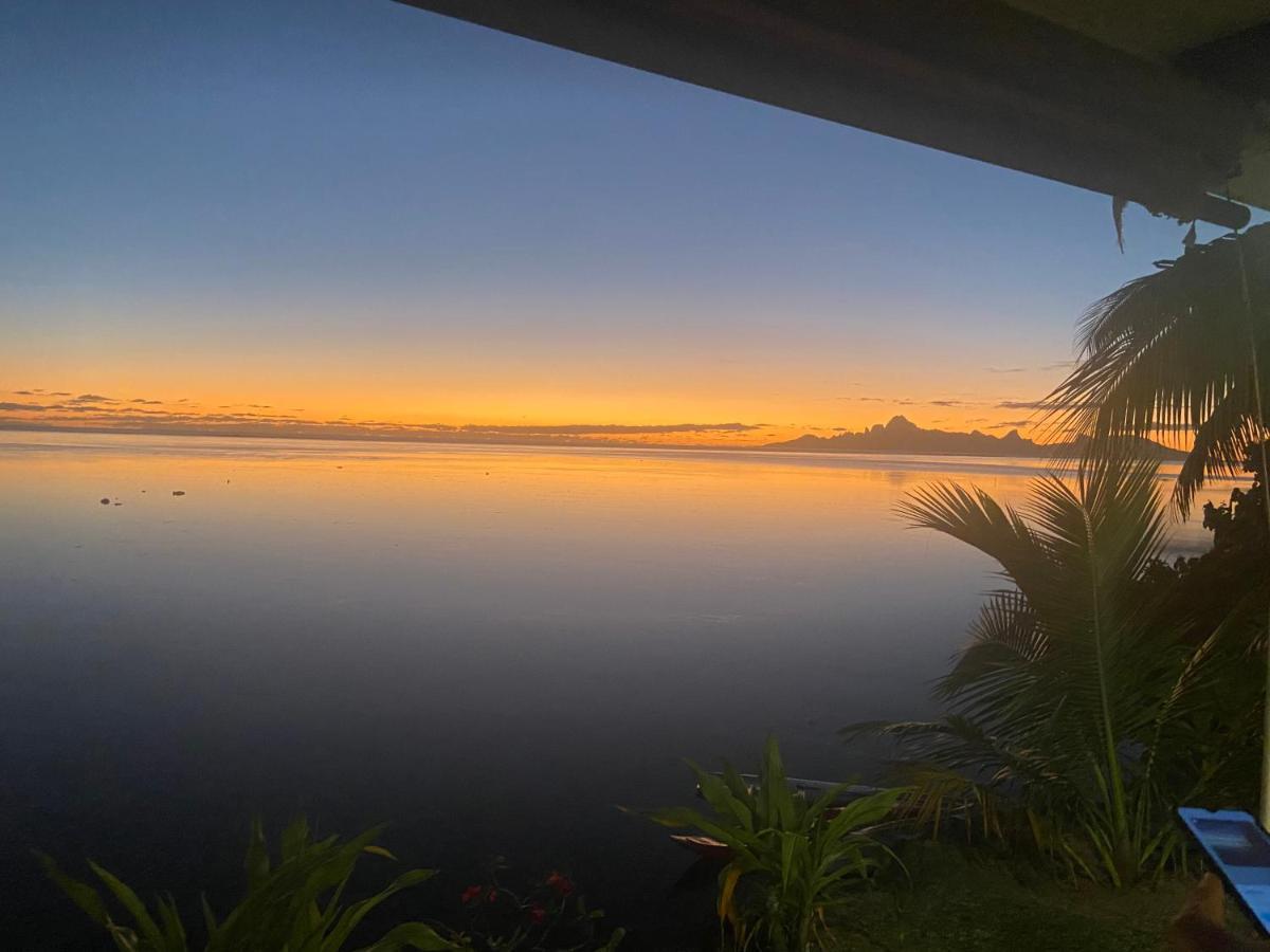 O'Coco Bungalow- Breathtaking Waterfront Views, Endless Memories Paea Kültér fotó