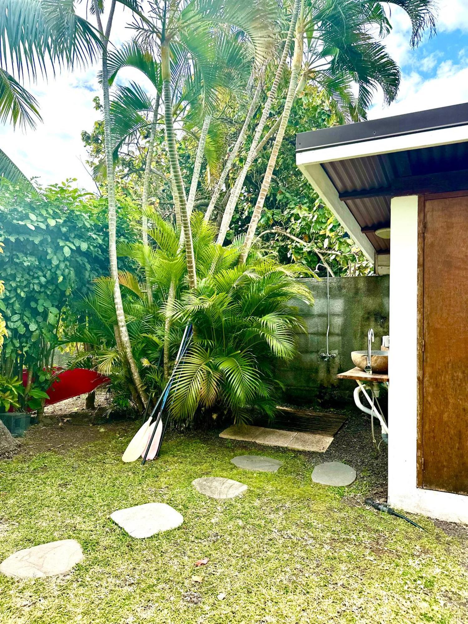 O'Coco Bungalow- Breathtaking Waterfront Views, Endless Memories Paea Kültér fotó